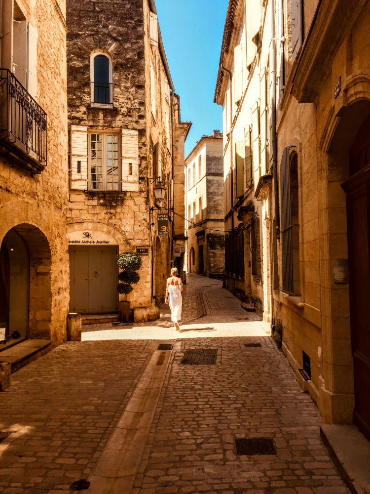 uzes